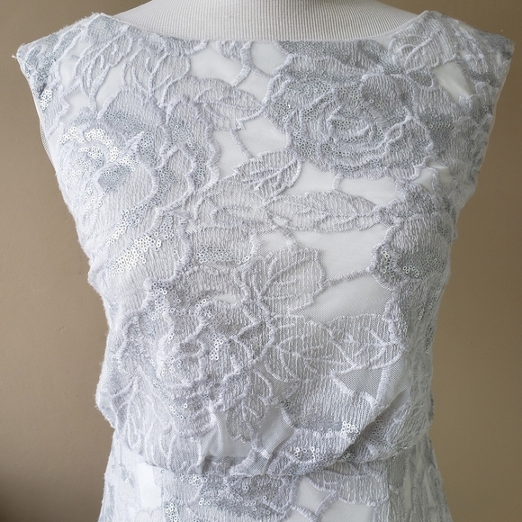 Adrianna Papell Silver White Lace Sequin Blouson Column Gown Brigerton Size 4 - Picture 9 of 13